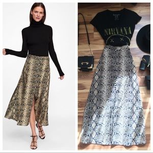 zara snake print skirt size medium